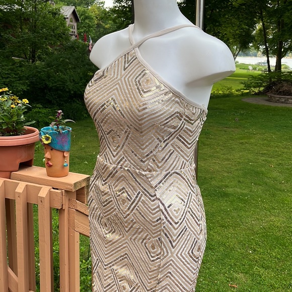 NWT Crystal Doll sequin bodycon dress 13 - Picture 4 of 12